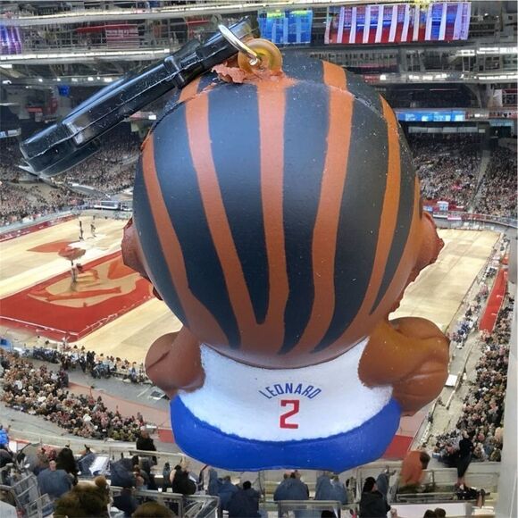 NWOT New Clippers Kawhi Leonard LA Clippers Squishy Basketball Keychain #2 - Picture 2 of 4